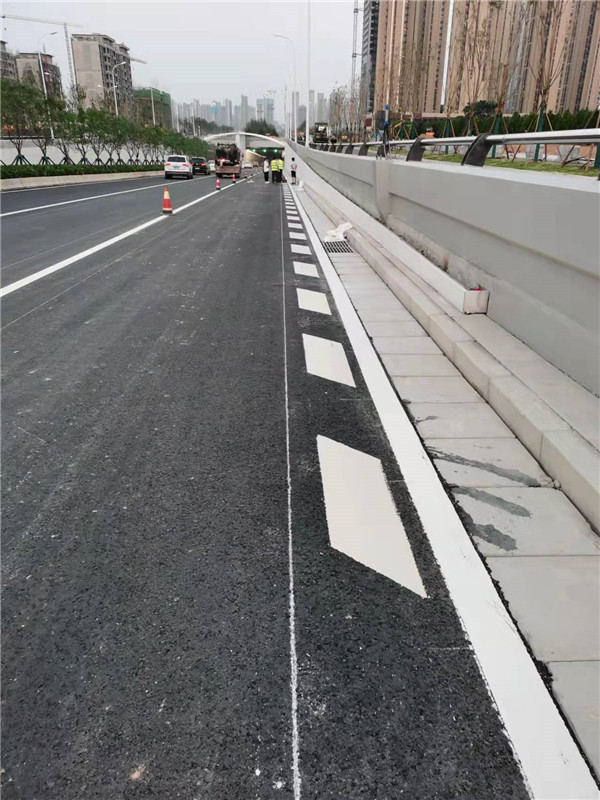 室外道路劃線 室外道路劃線
